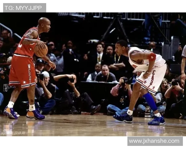 中国篮球与美国篮球在8月17日的巅峰对决引发全球关注与热议 中国篮球与美国篮球在8月17日的巅峰对决引发全球关注与热议